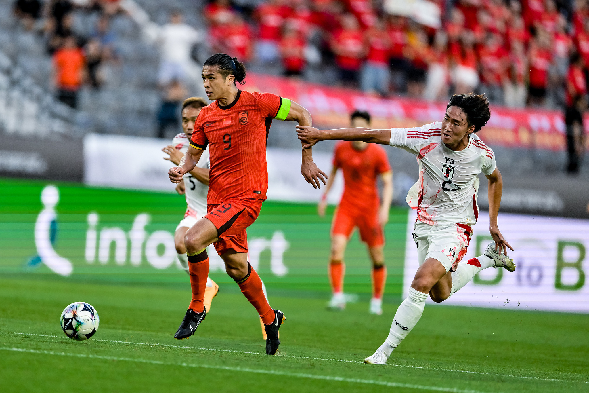 爱奇艺体育登录入口-东亚杯-中国香港男足0-2韩国遭两连败末轮对阵国足的简单介绍