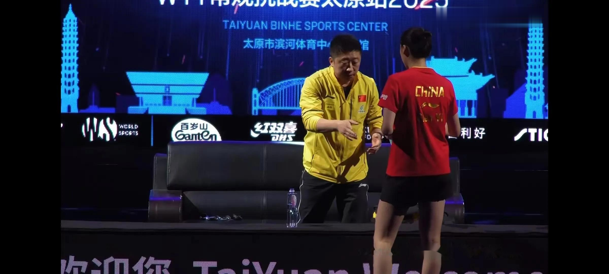 创历史！朱雨玲4-2逆转陈熠夺冠首次登顶WTT大满贯赛的简单介绍