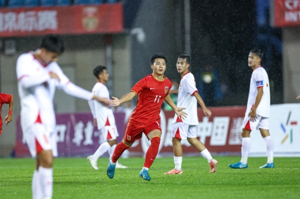 中国U16青年队大胜新北市南山高中