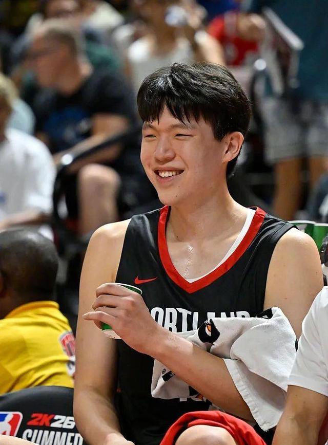 NBA夏联-杨瀚森10+5+5失误开拓者负灰熊的简单介绍
