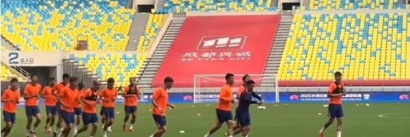包含长春亚泰客场逼平对手，保持不败形势的词条
